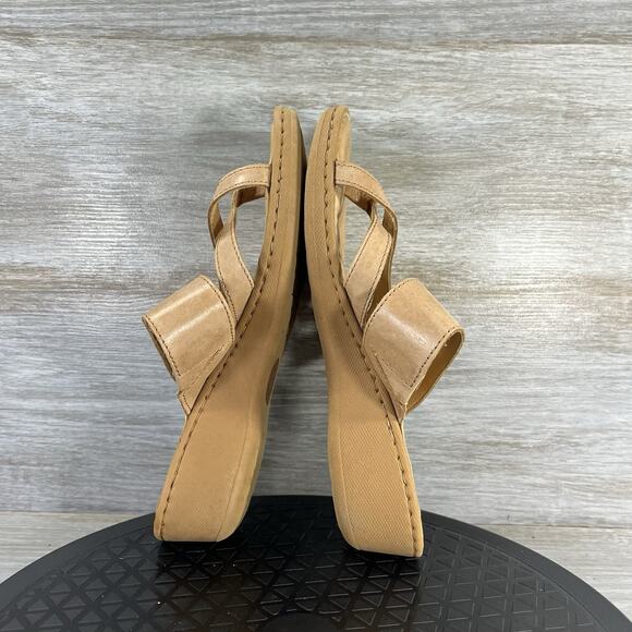 Born Woman’s Siene Strappy Tan Leather Wedge Sandals Size 7 - Picture 7 of 8